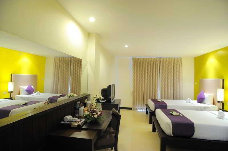 Baramee Resortel Patong Buitenkant foto