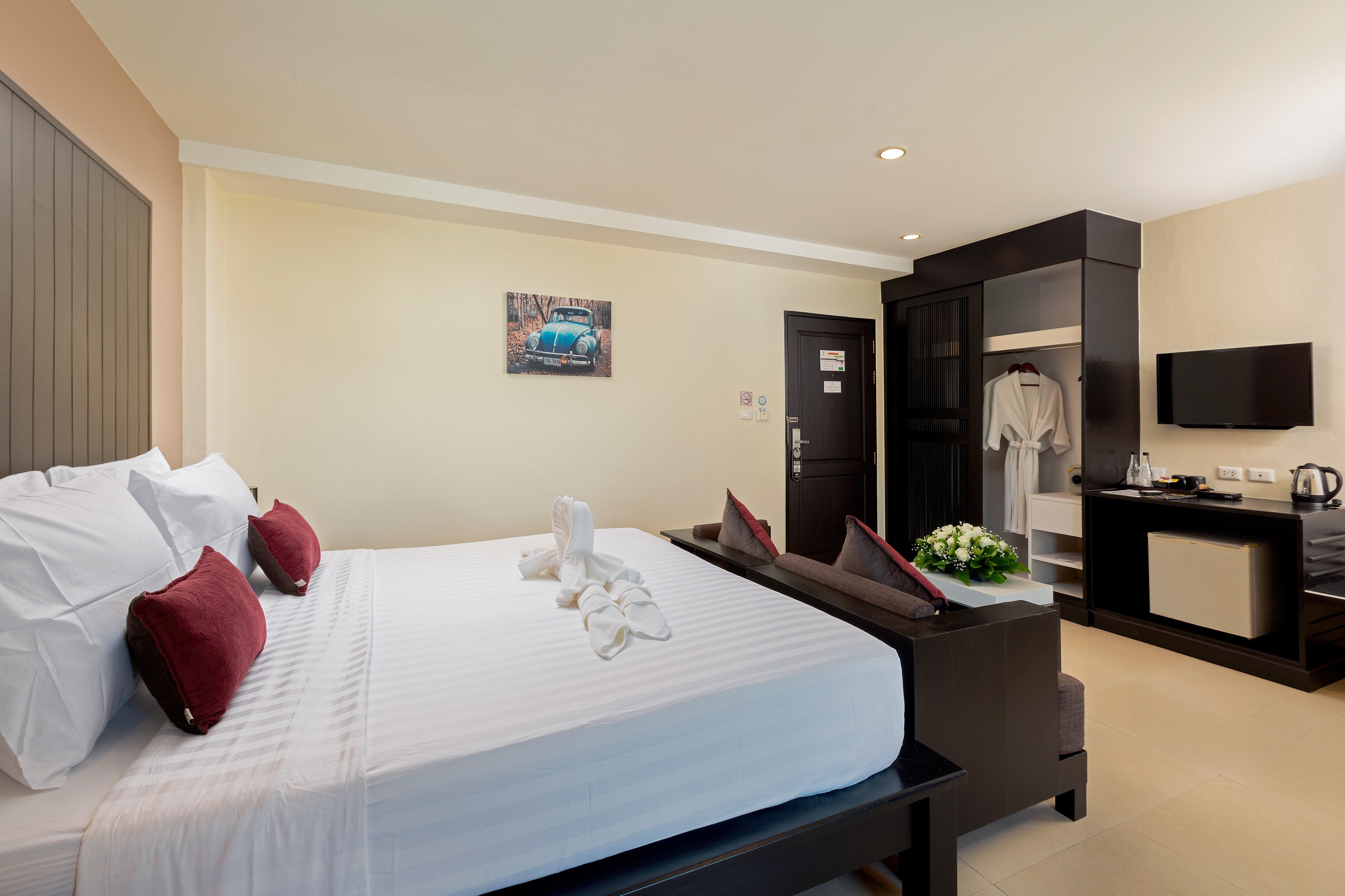 Baramee Resortel Patong Buitenkant foto