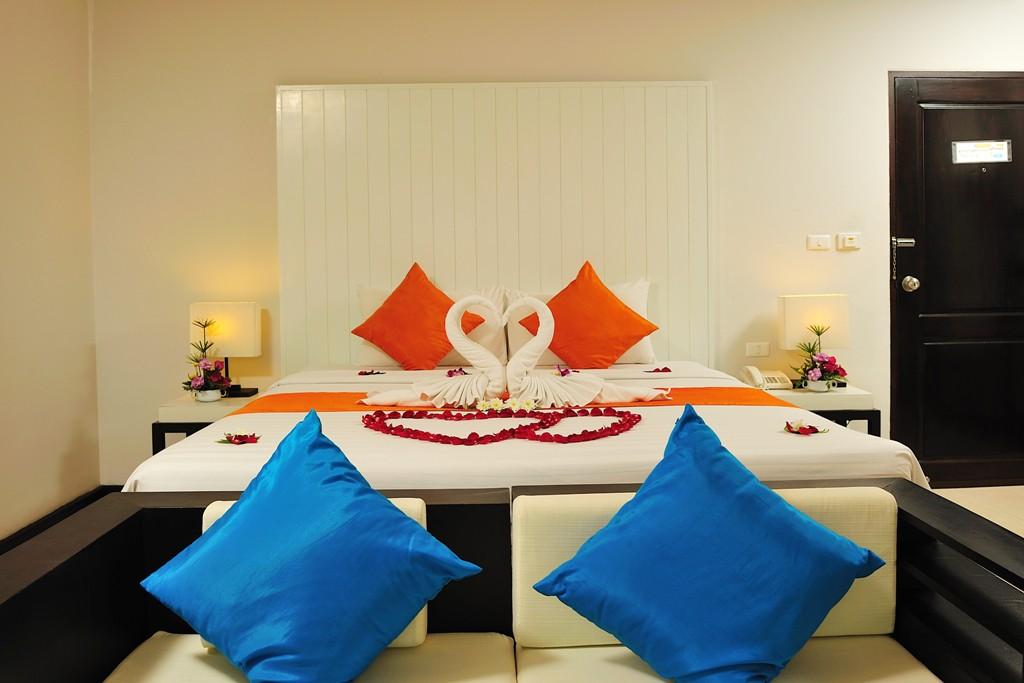 Baramee Resortel Patong Buitenkant foto