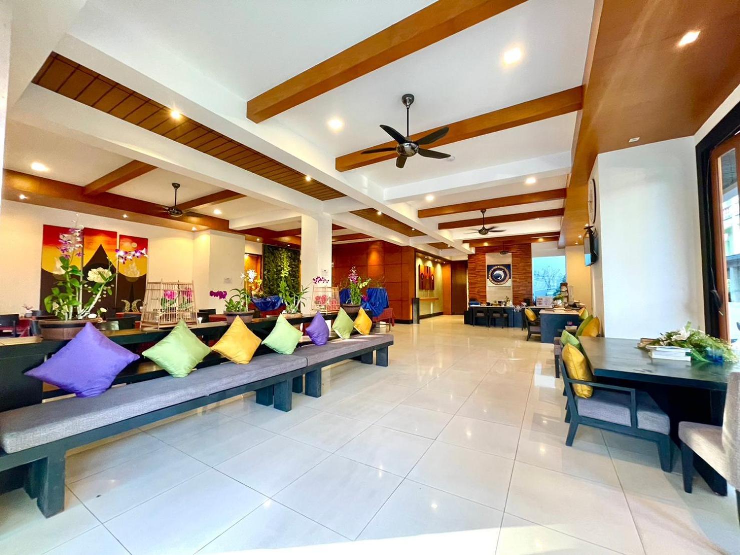 Baramee Resortel Patong Buitenkant foto